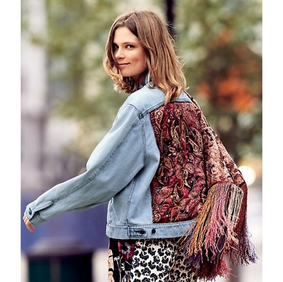 NEW Free People Paisley Quilted Denim Jacket Size M/L $198 LOVE THIS! NEW Free People Paisley Quilted Denim Jacket Size M/L $198 LOVE THIS!